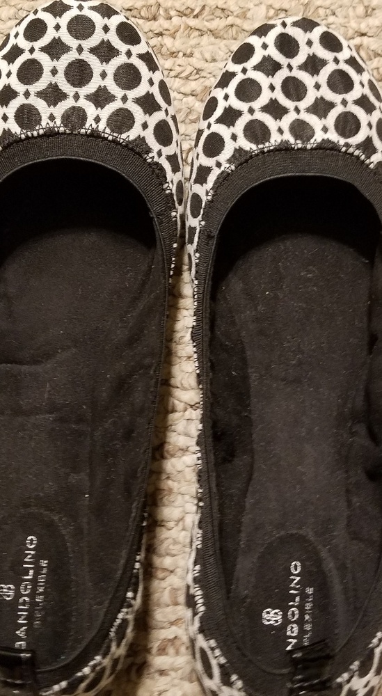 Black and white ballet flats